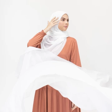 Luma Dawa Kara Scarf Syar'I (Hijab Syar’I 140 X 140 Cm) Lasercut Segi Empat Syar'I Umroh Haji