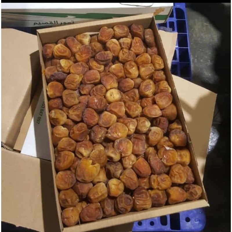 Penjual Kurma di Makassar