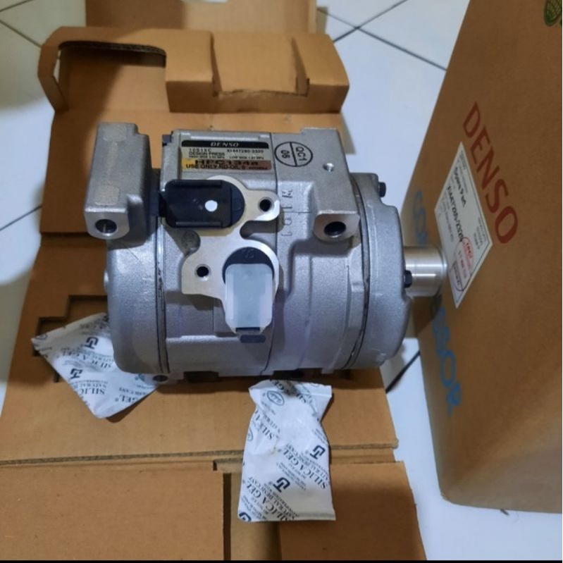Jual compressor compresor AC mobil Innova bensin asli denso | Shopee ...