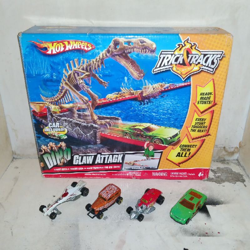 Jual Hot Wheels Trick Tracks Dino Claw Attack | Shopee Indonesia