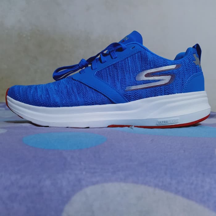 Skechers go discount run m strike