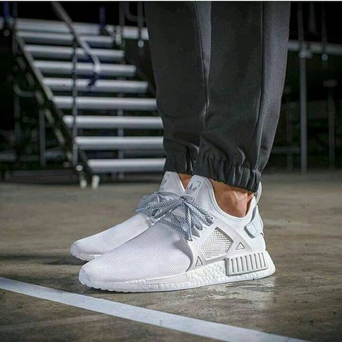 Nmd xr2 outlet