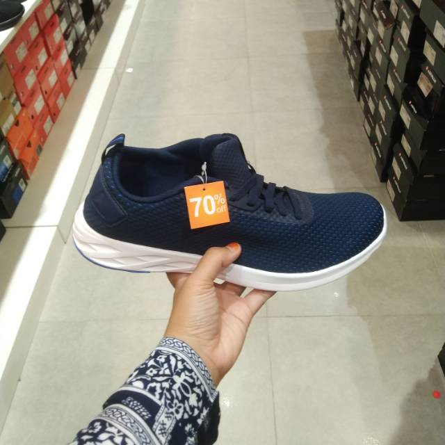 Jual Reebok 16 (size 44 insole 28.5cm) | Shopee Indonesia