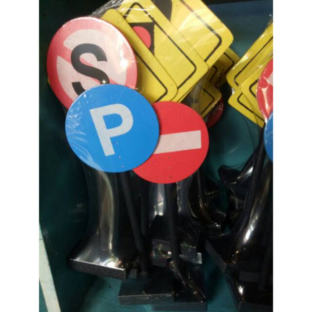 Jual Jual APE Alat Peraga Edukatif - APE Rambu-rambu Stick | Shopee ...