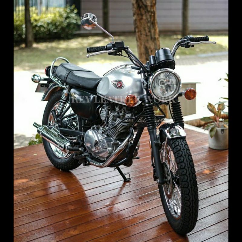 Jual jok kawasaki w175 british style pnp | Shopee Indonesia