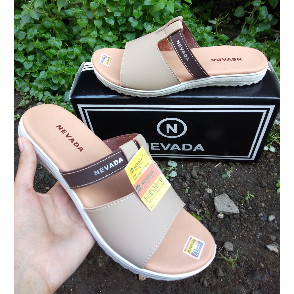 Nevada Stich Sandal