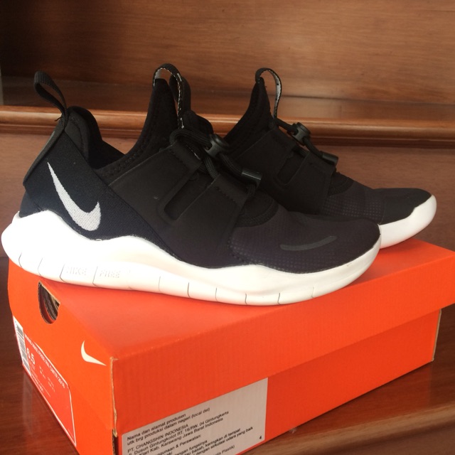 Harga sepatu nike original 2018 online