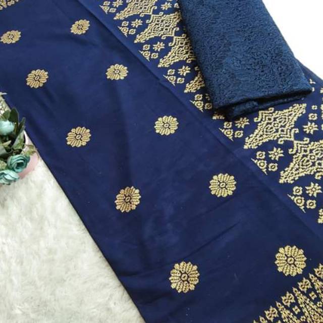 Jual Kain Batik Fashion Prada Dan Kain Brokat Kebaya Kutubaru Shopee Indonesia