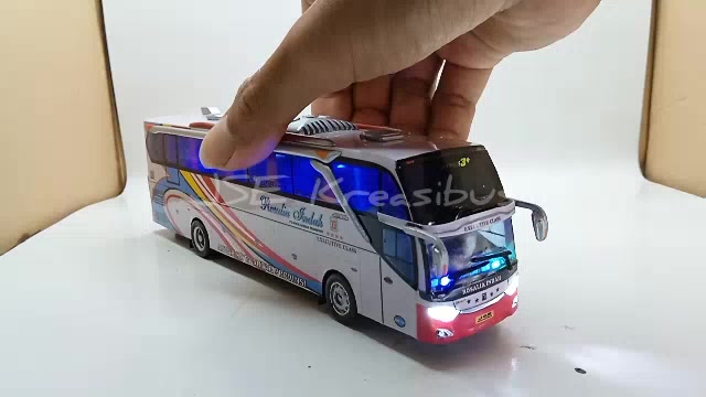 Jual Miniatur bus Rosalia Indah body Jb3 Full Lampu | Shopee Indonesia