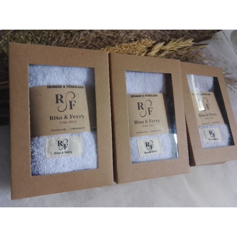 Jual souvenir handuk + label nama ( di jahit ) | Shopee Indonesia