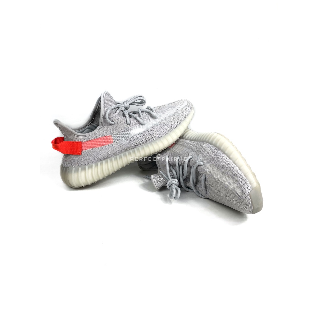 adidas gazelle silver green womens Adidas Yeezy Boost 350 V2 Tail Light (FX9017)