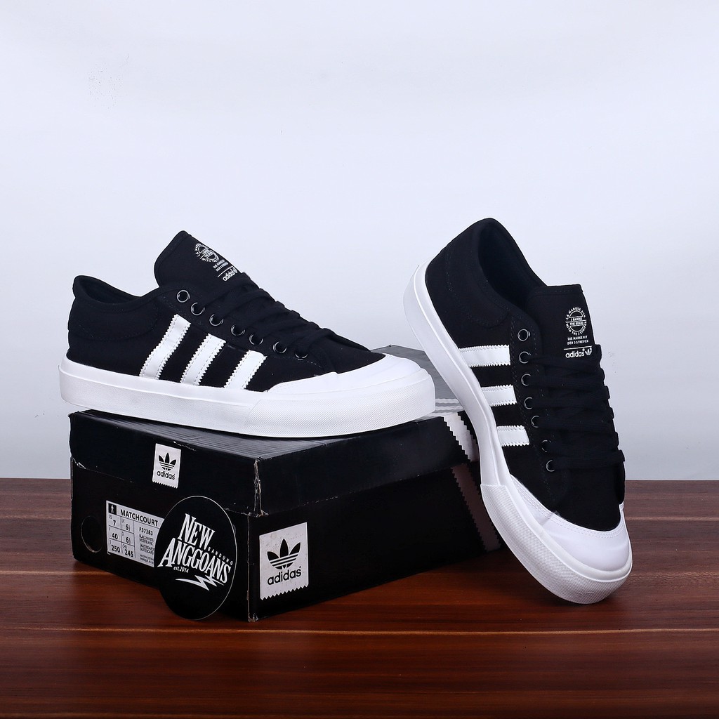 Adidas cheap matchcourt canvas