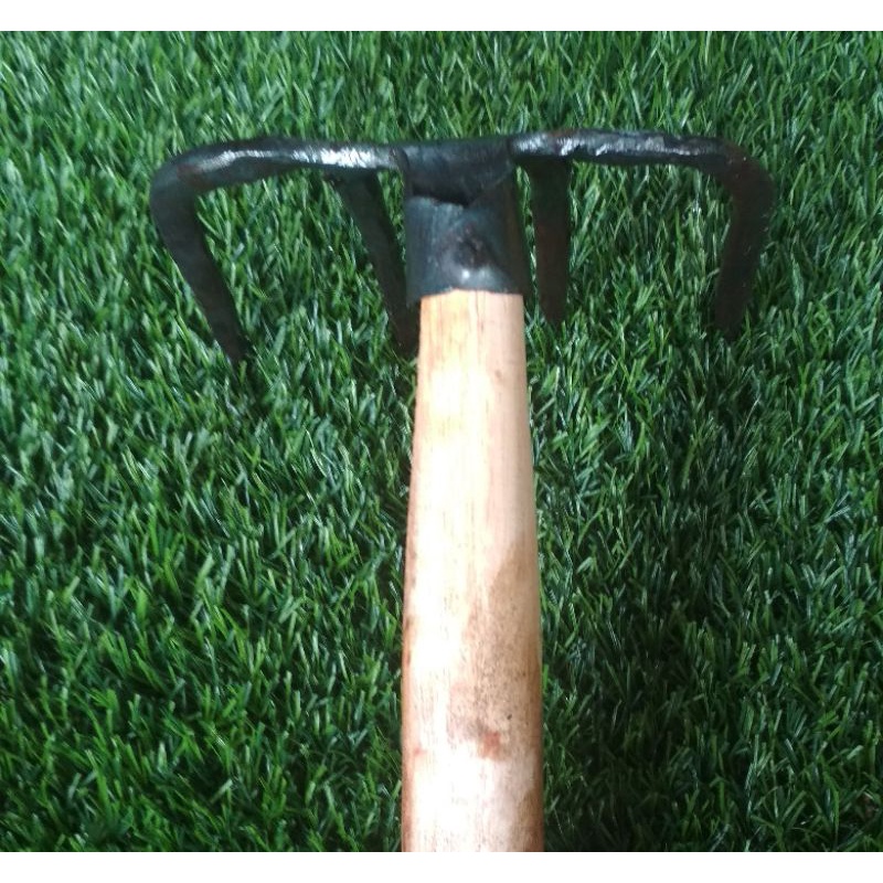 Jual Gacok garuk rumput jerami padi dan sampah | Shopee Indonesia