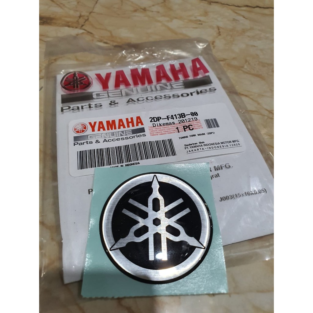 Jual Emblem Logo Yamaha Nmax N Max Asli Ori Yamaha Dp F B Shopee Indonesia