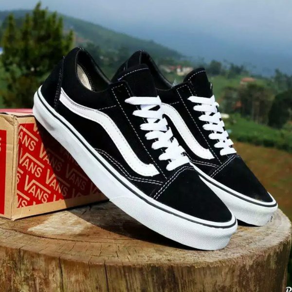 Jual PROMO Sepatu Vans Old Skool Classic Black White DT Oldskool Hitam ...