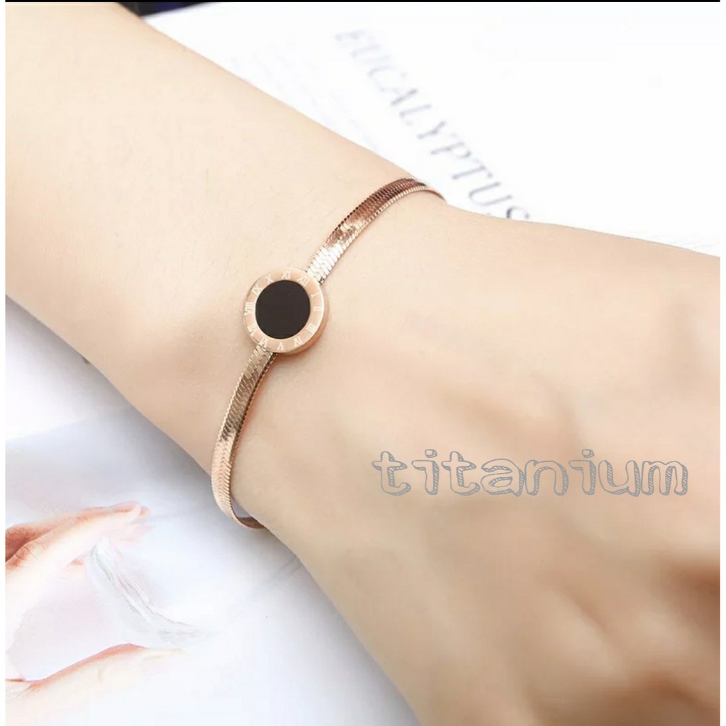 Jual Gelang Tangan Titanium Model Rantai Belut Black Dengan Ujung ...