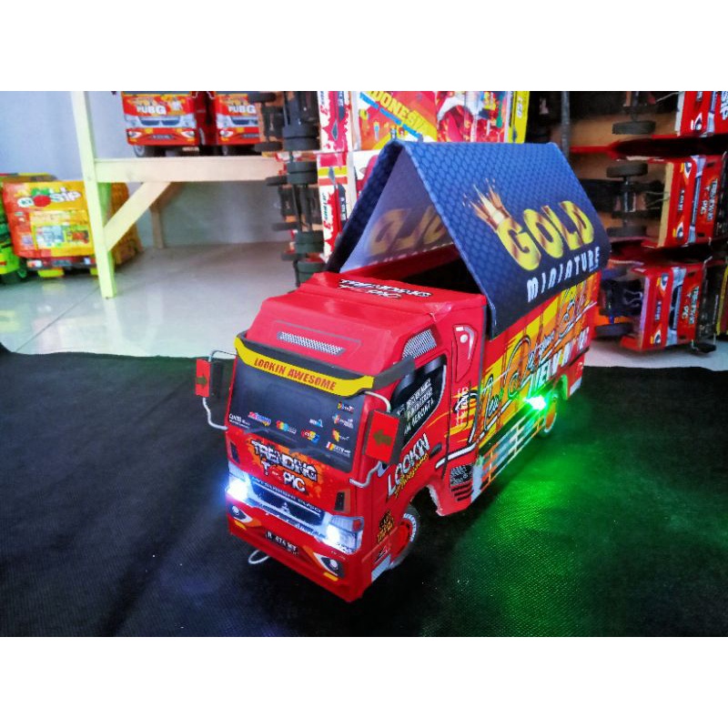 Jual Promo Miniatur Truk Oleng Trending Topic And Boss Kecil Warna