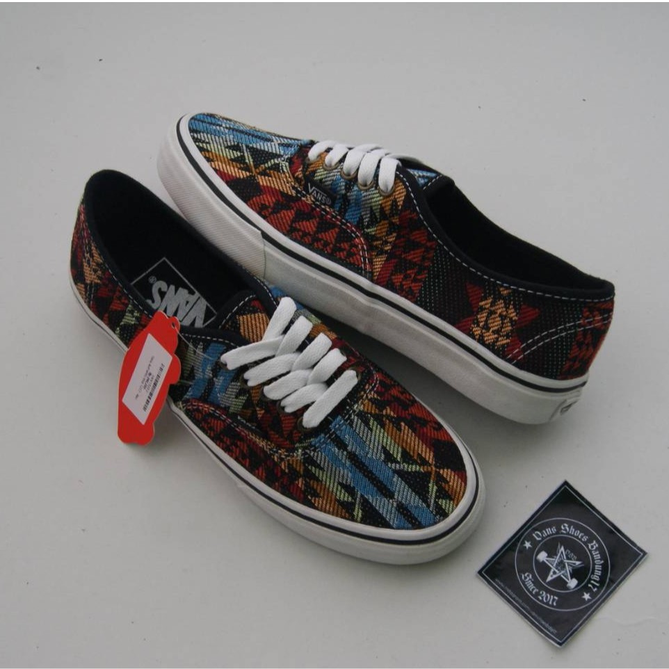 Harga vans original 2017 sale