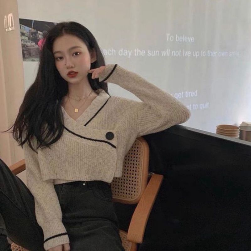 Elea Knit