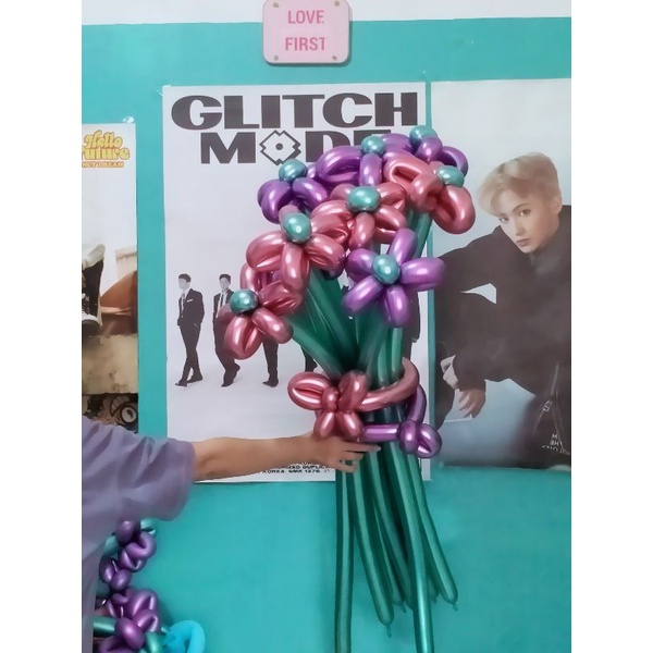 Jual {ready 1 jam jadi} buket bunga balon tangkai panjang + free kartu ...