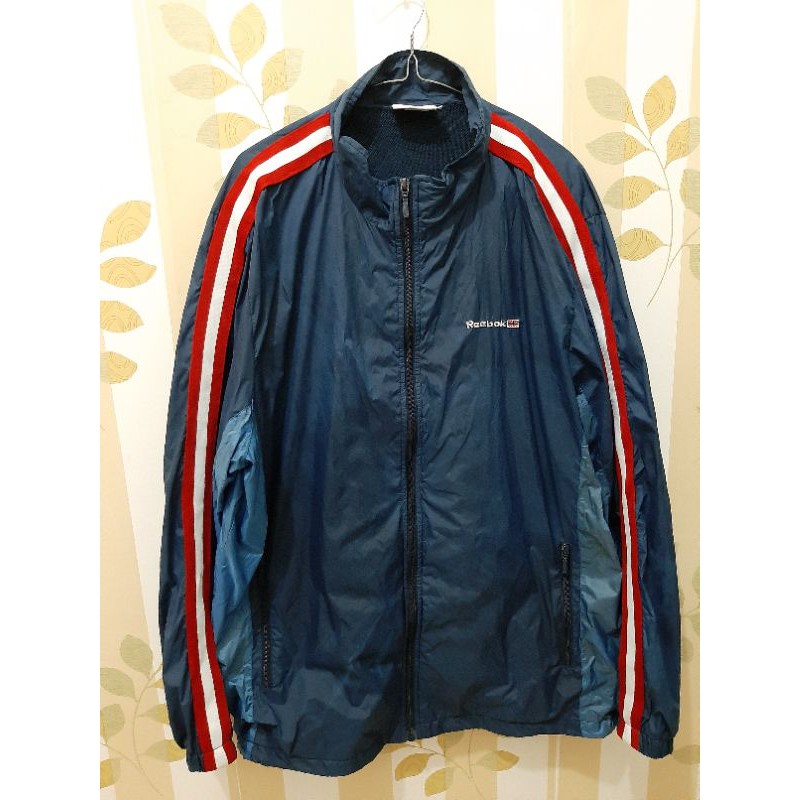 Jaket parasut hotsell reebok original