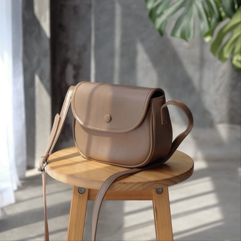 Jual Tas Selempang Wanita Naoki Slingbag terbaru kekinian - arvanslingbag |  Shopee Indonesia