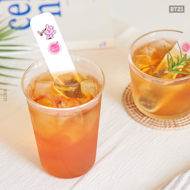 Jual BT21 Official Stir Berry Stick Tea Set - SHARING | Shopee Indonesia