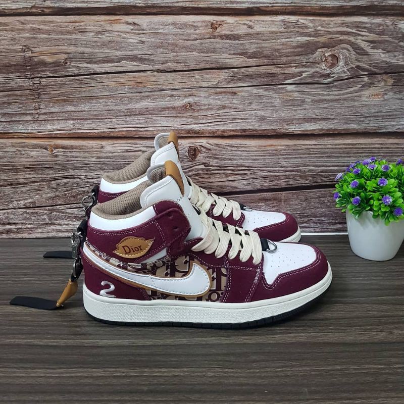 Jual Nike Air Jordan 1 and Nike Sb Dunk Maroon Premium Original ...