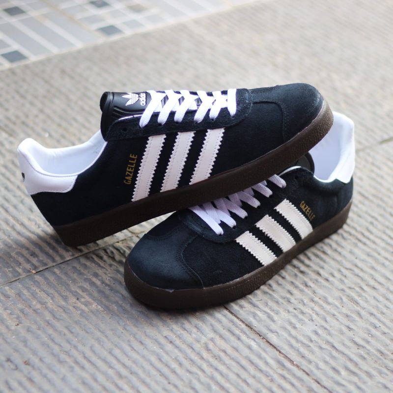 Jual Sepatu Adidas Gazelle Black List White Original Made In Indonesia ...