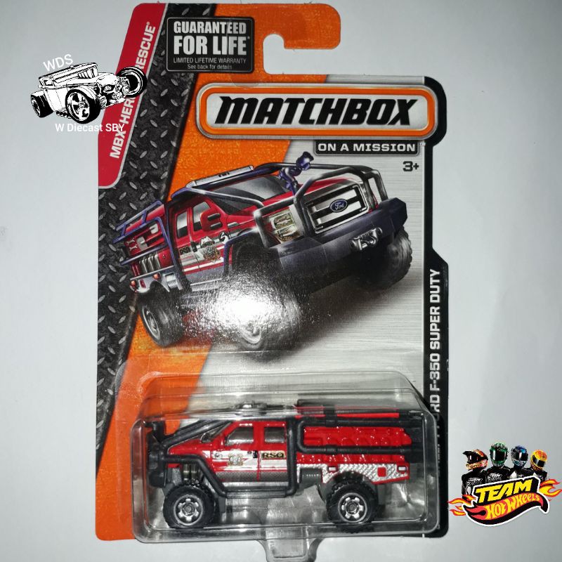 VINTAGE MATCHBOX 2009 Ford E-350 EMT Rescue Ambulance Rare White Flame $1.63