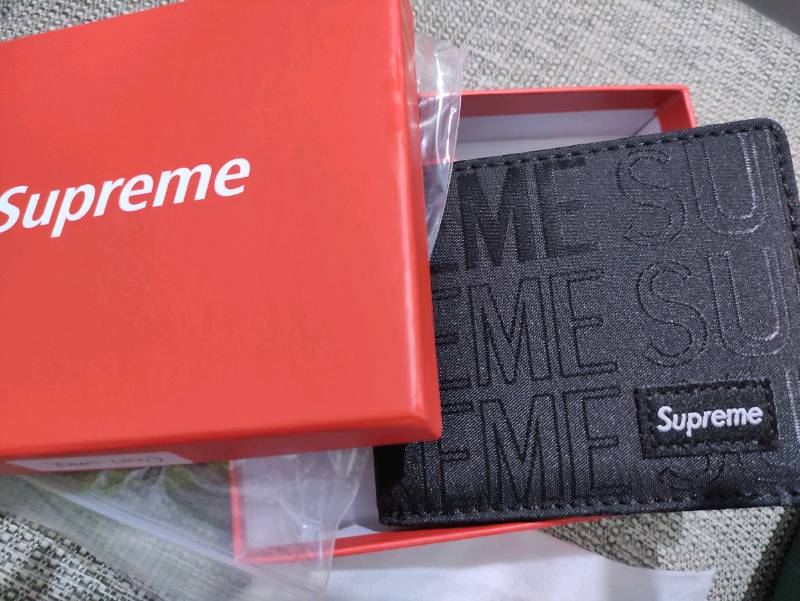 Jual SUPREME LIPAT DOMPET SS19 WALLET - Jakarta Utara