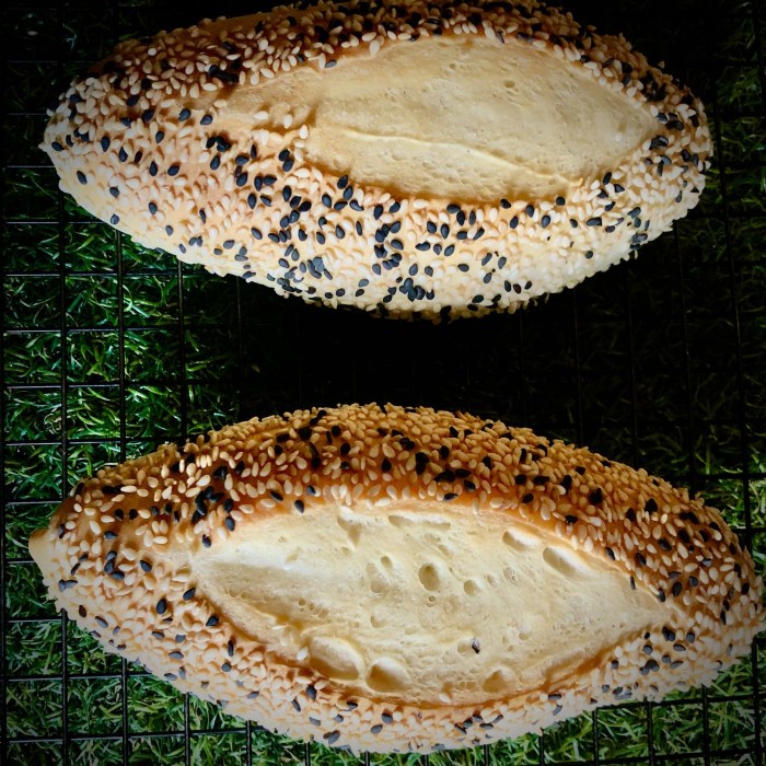 Jual Vietnamese Banh Mi Sesame Seed - Roti Vietnam Banh Mi Dgn Biji ...