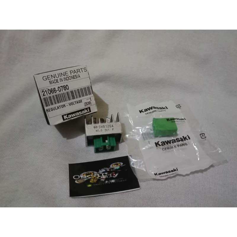 Jual kiprok regulator kawasaki ninja 150 r rr plus soketnya | Shopee ...