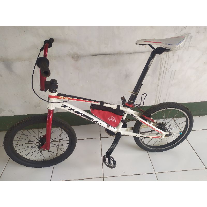 Thrill race clearance bmx