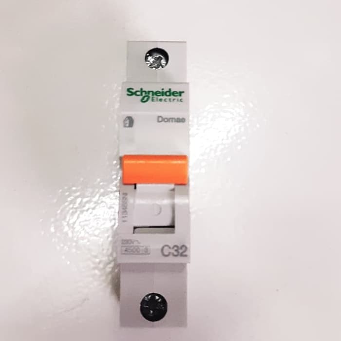 Disjoncteur Différentiel Schneider Electric 32A 30mA – Références A9N21028 & A9N21452, Occasion