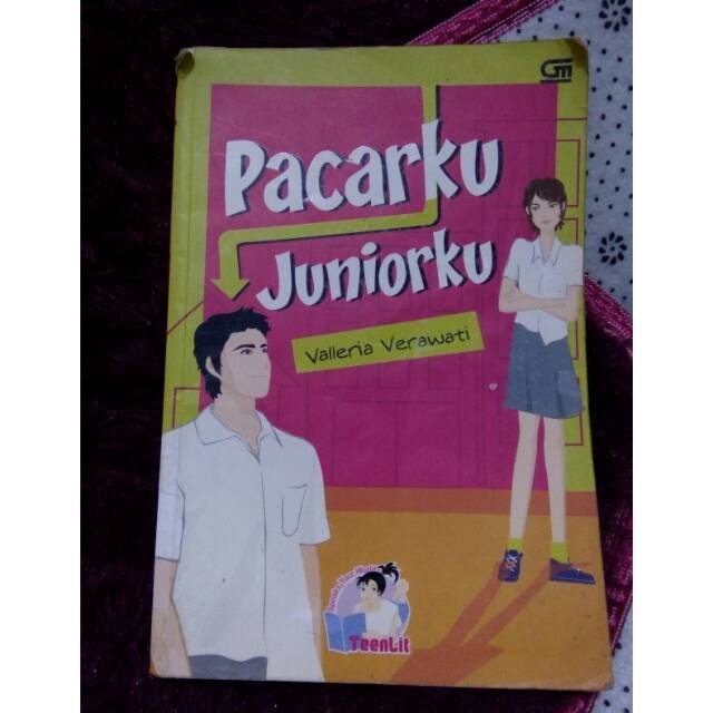 Jual Novel : Pacarku Juniorku | Shopee Indonesia
