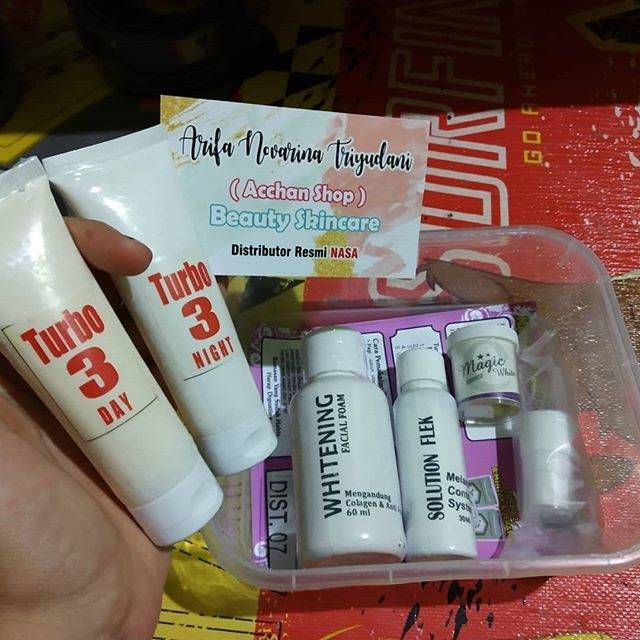 Jual KODE-TURBOACN |PAKET CREAM TURBO SENSITIVE ORIGINAL 100% | Shopee ...