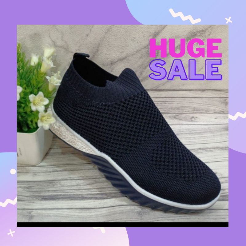 sepatu sneaker wanita remaja putri import tanpa tali 36-40 Pati Kudus Demak  Rembang merk spark