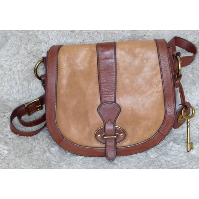 Jual FOSSIL VRI FLAP CROSSBODY Shopee Indonesia