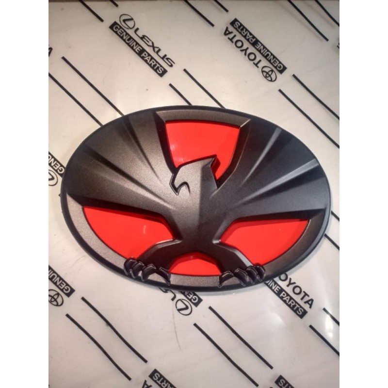 Jual emblem logo Garuda begron merah Toyota calya original | Shopee ...