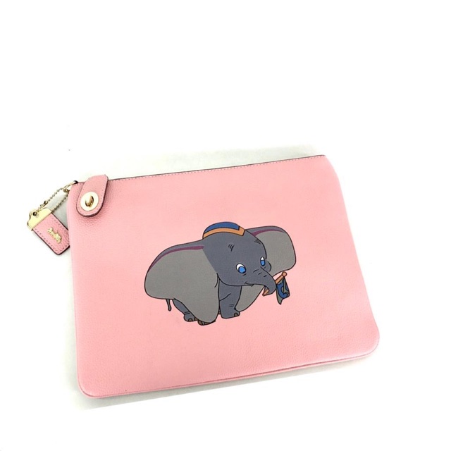 Coach clearance dumbo clutch