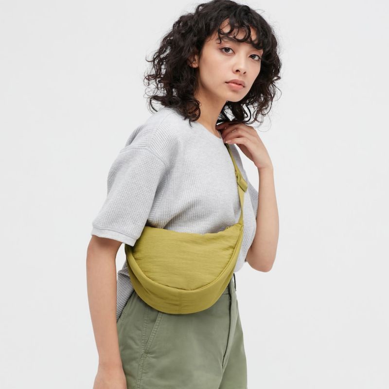 Jual WOMEN Tas Bahu Mini Round UNIQLO | Shopee Indonesia