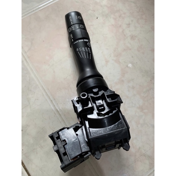 Jual sakral wiper innova fortuner switch sakral wiper innova ORIGINAL ...