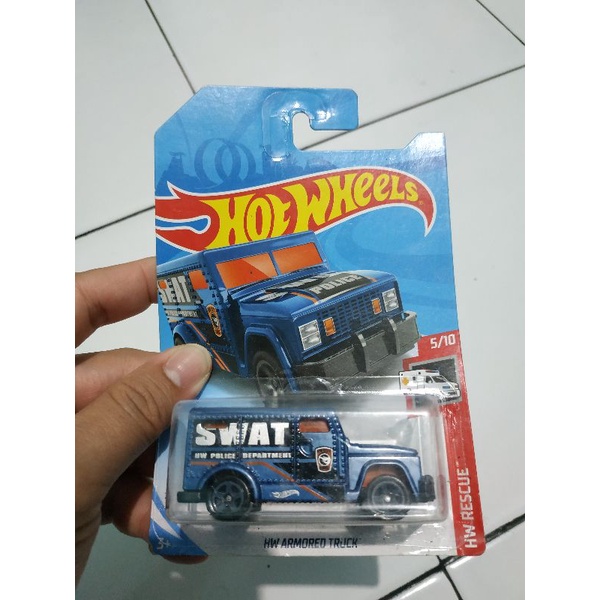 Hw armored deals truck treasure hunt