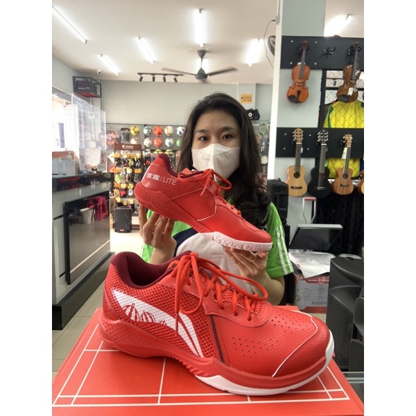 Jual Sepatu Badminton LI-NING Lei Ting Lite (Fire Red) | Shopee Indonesia