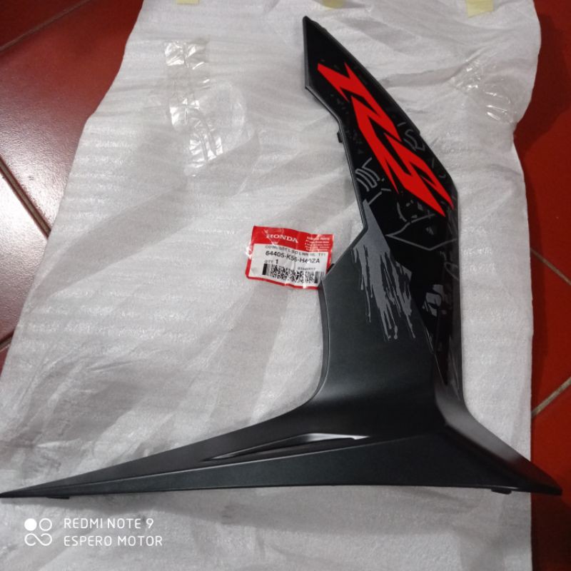 Jual TEBENG SAYAP LUAR SONIC 150 HITAM DOFF KIRI ORISINIL AHM | Shopee ...
