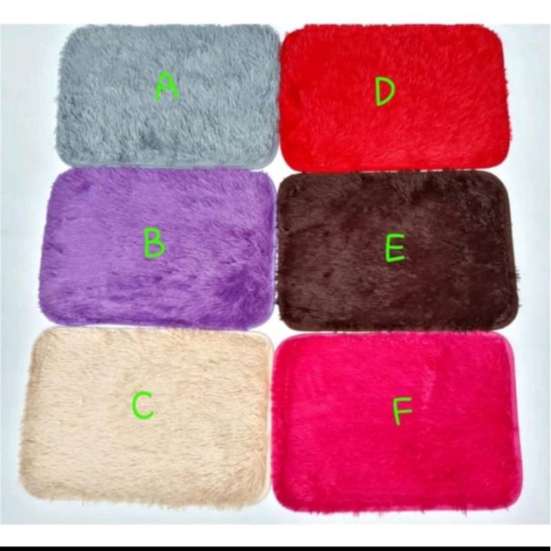 Jual keset kaki bulu rasfur polos ukuran 60x40cm | Shopee Indonesia