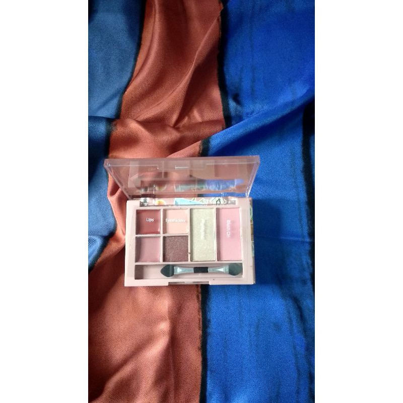 Jual Makeup Kit Madam Gie New Shopee Indonesia