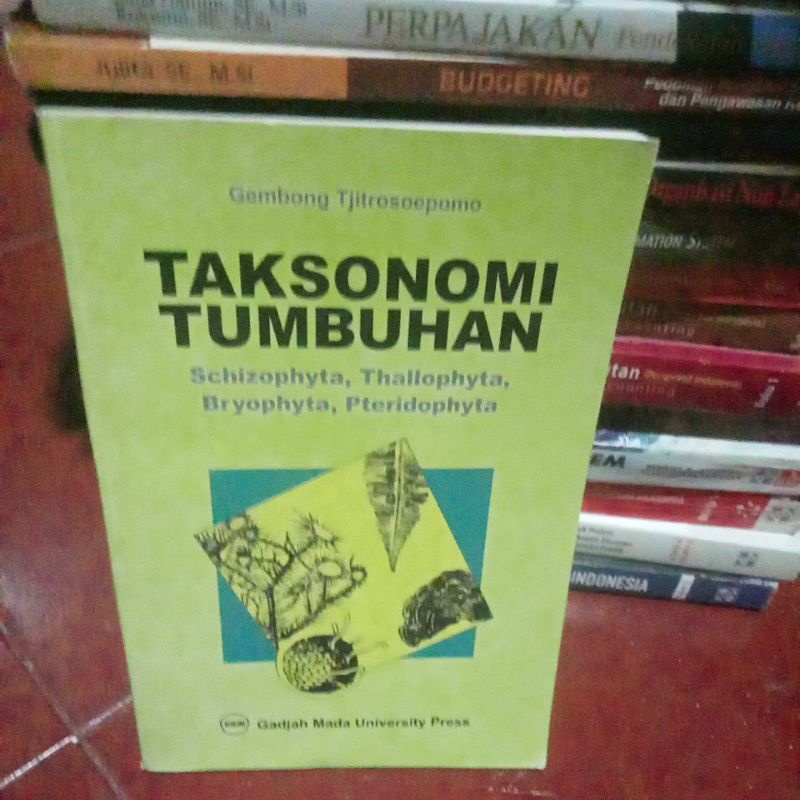 Jual Buku Taksonomi Tumbuhan Gembong Tjitrosoepomo Shopee Indonesia