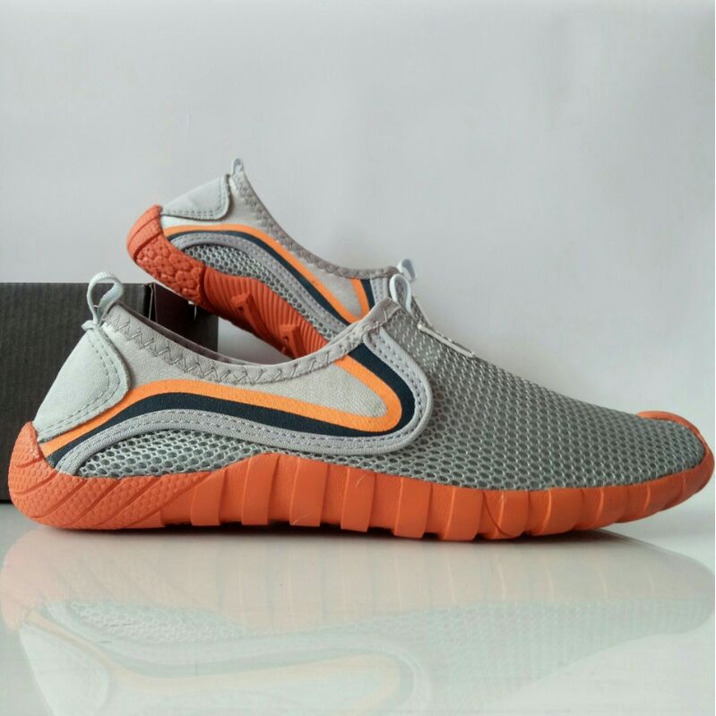 Jual Kinjenk CC 004 sepatu pria slip on | Shopee Indonesia
